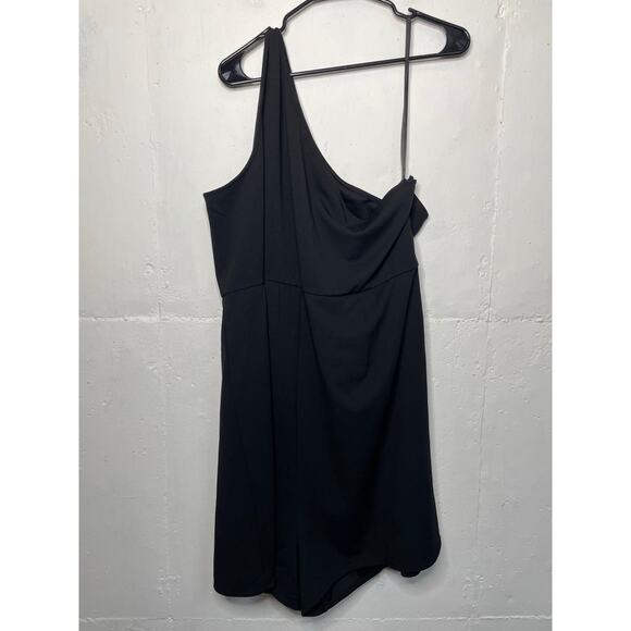 NEW Torrid Crepe One Shoulder Wrap Skirt Romper Black Size 24 - Picture 6 of 8
